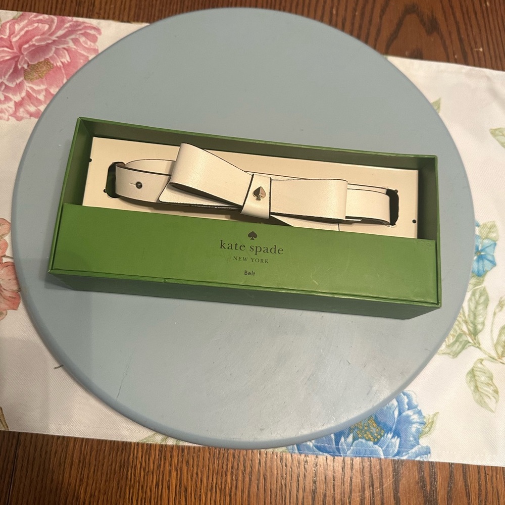 Kate Spade White and Silver Belt Accessory